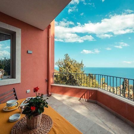 The Charming House Διαμέρισμα Ταορμίνα Εξωτερικό φωτογραφία
