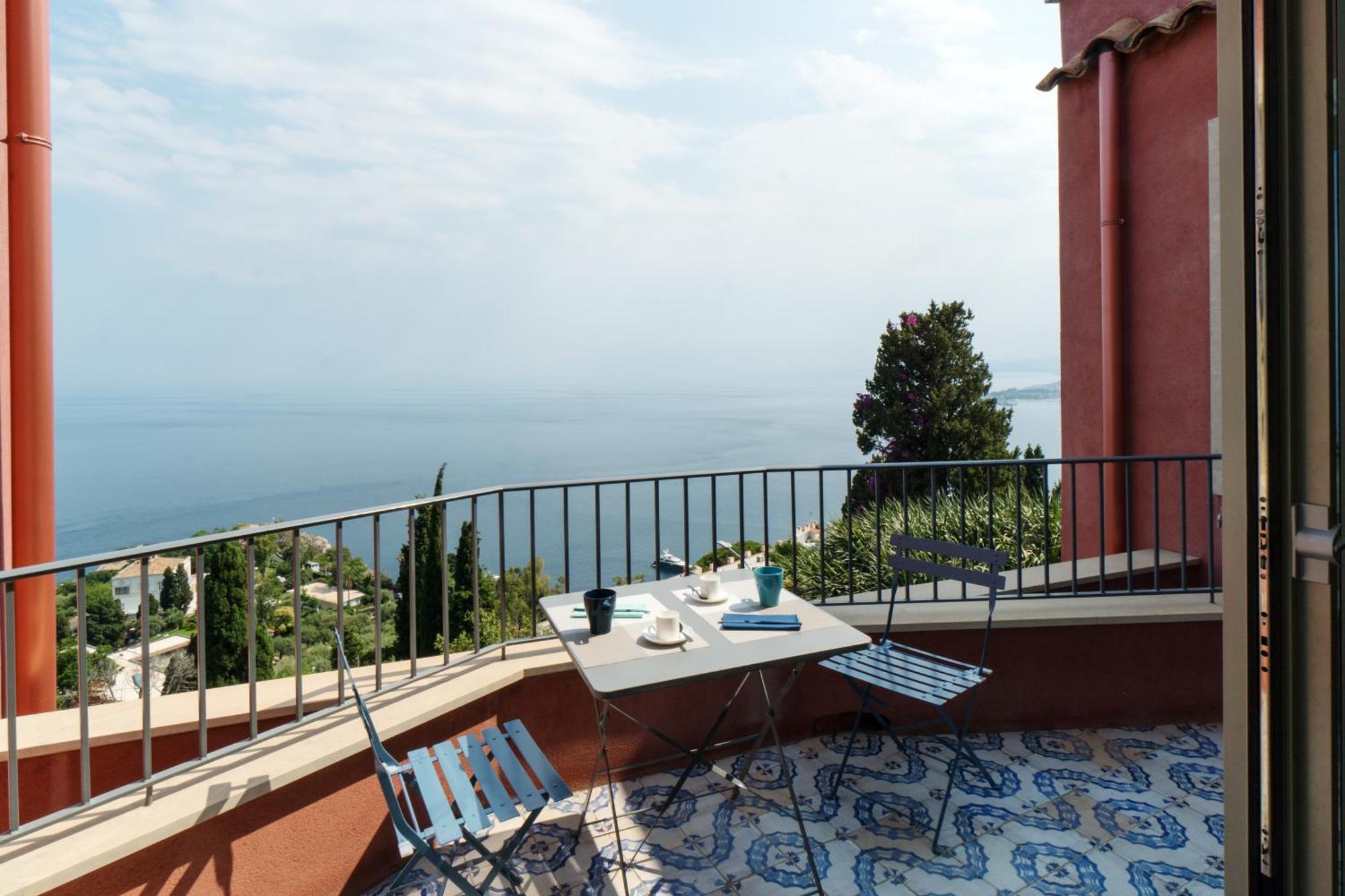 The Charming House Διαμέρισμα Ταορμίνα Εξωτερικό φωτογραφία