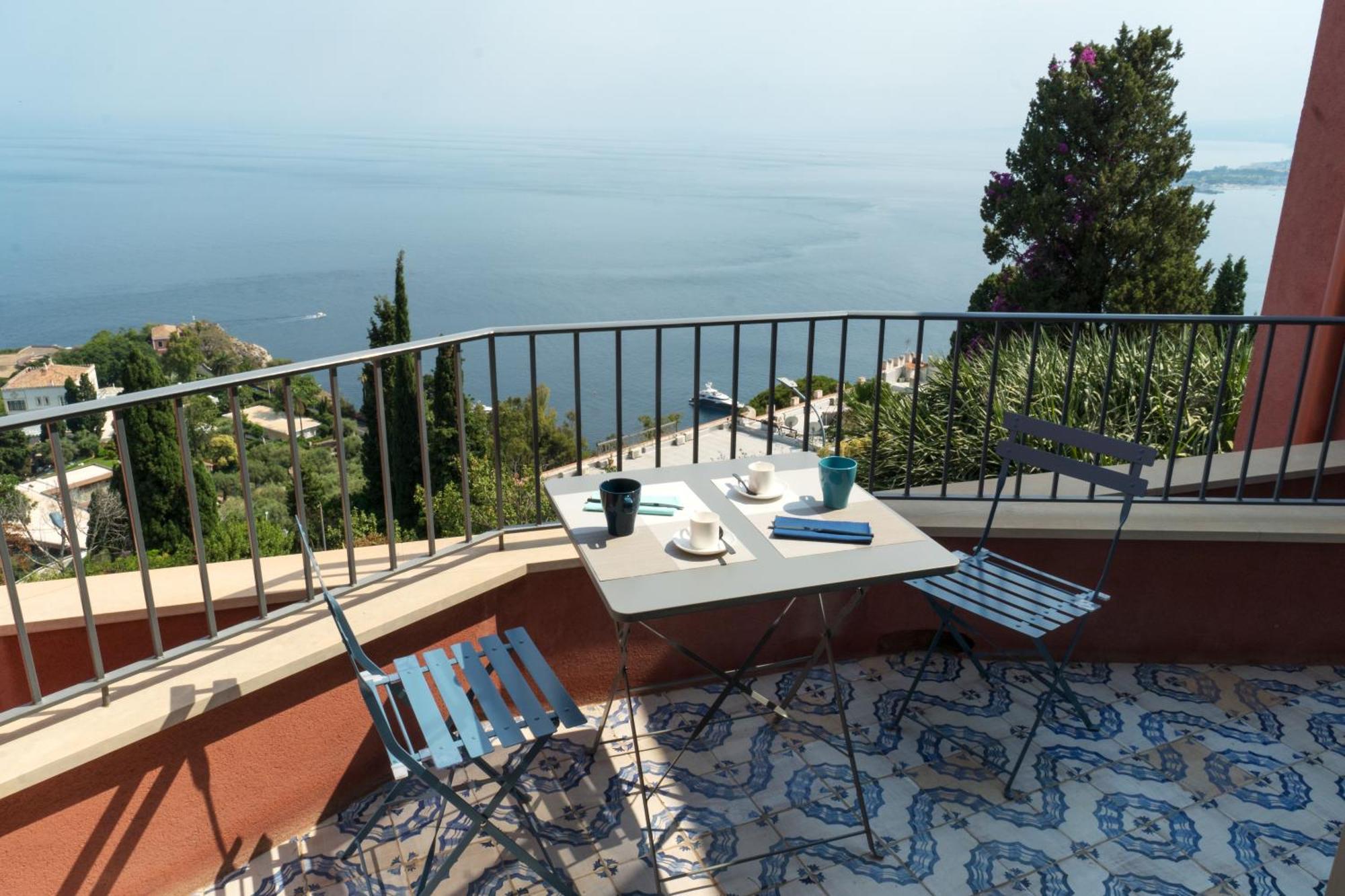 The Charming House Διαμέρισμα Ταορμίνα Εξωτερικό φωτογραφία